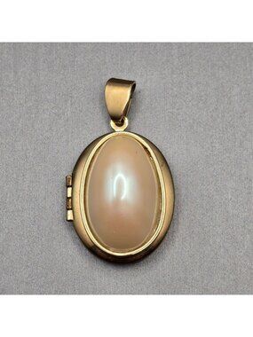 Vintage Faux Pearl Gold Tone Oval Locket Pendant Shimmering Statement Jewelry